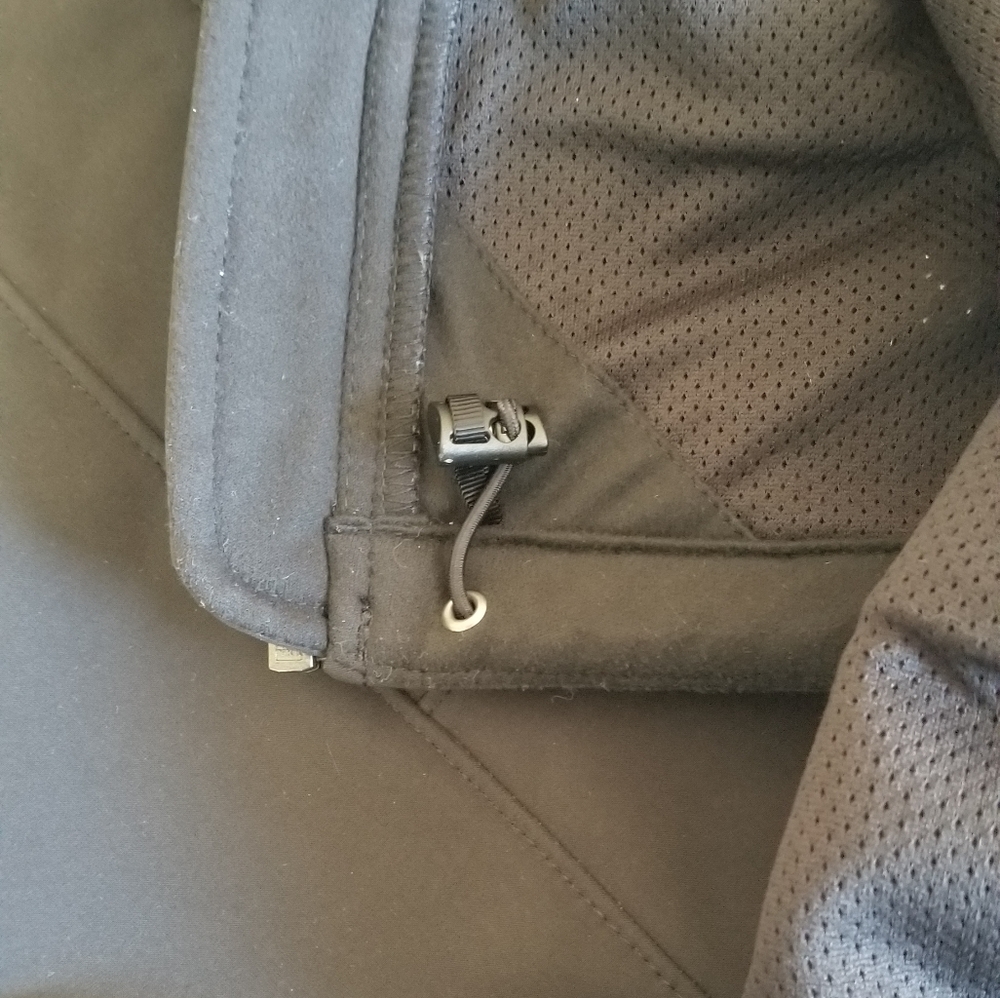 The North Face Weatherproof Soft Shell Vest - Picture 9 of 11